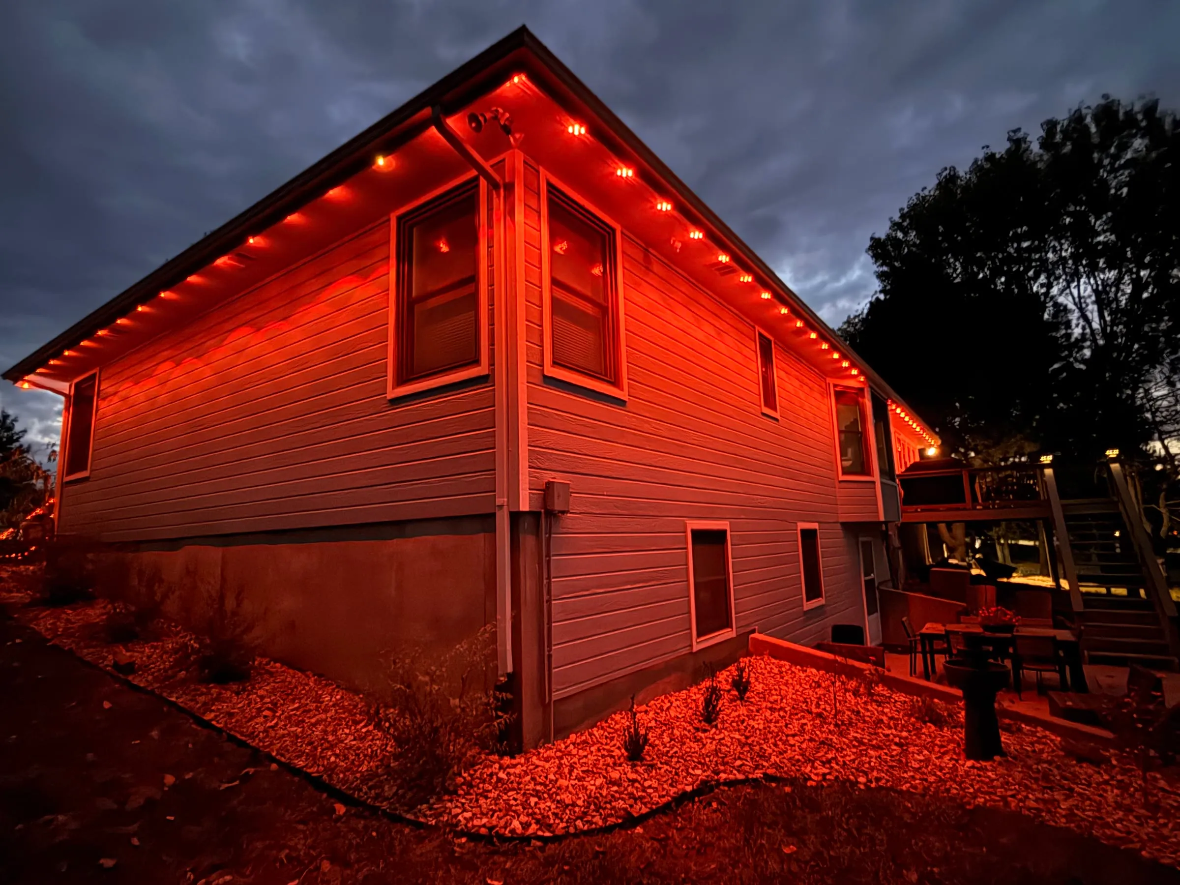 Permanent lights in orange along a side wall